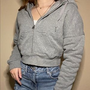 aeropostale grey cropped jacket with fuzzy inside